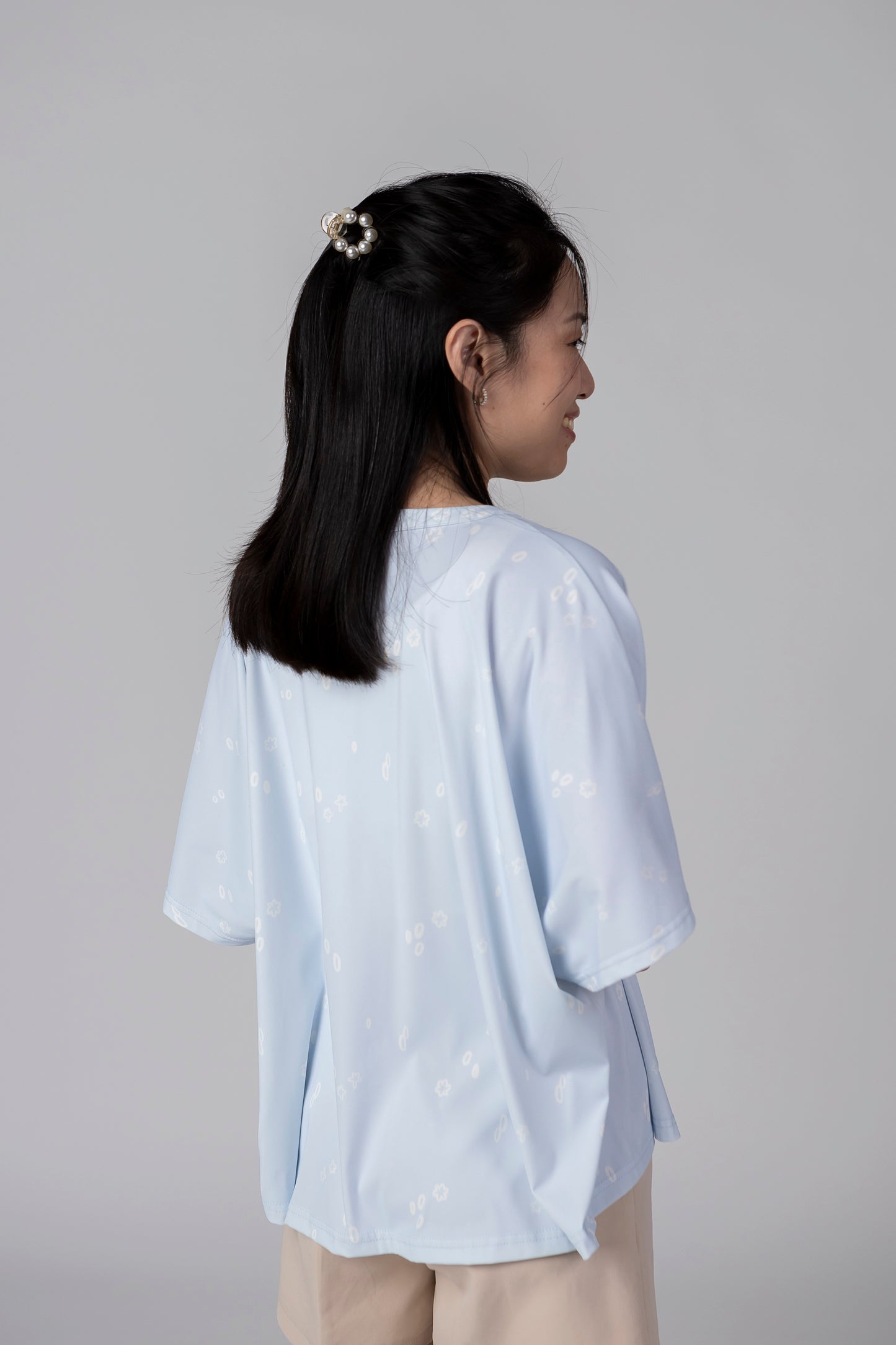 A Mighty Kimono In Sky Dew: Nursing Cover & Kimono Jacket