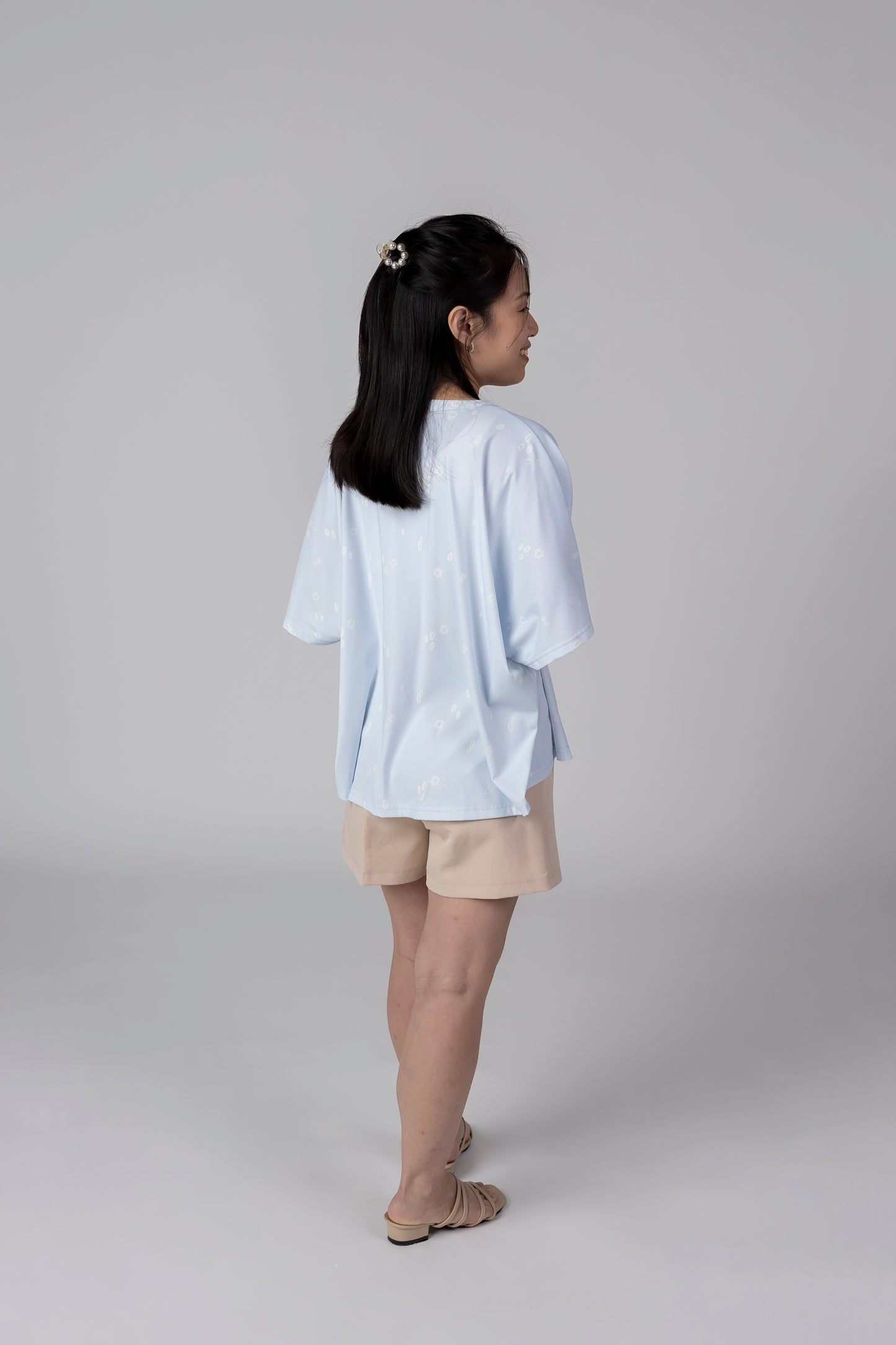 A Mighty Kimono In Sky Dew: Nursing Cover & Kimono Jacket