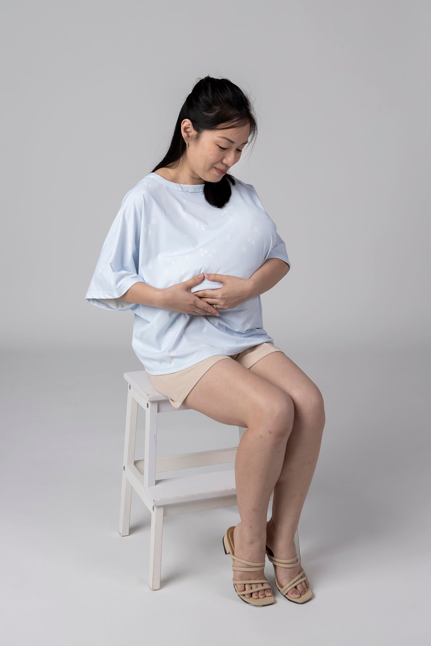 A Mighty Kimono In Sky Dew: Nursing Cover & Kimono Jacket