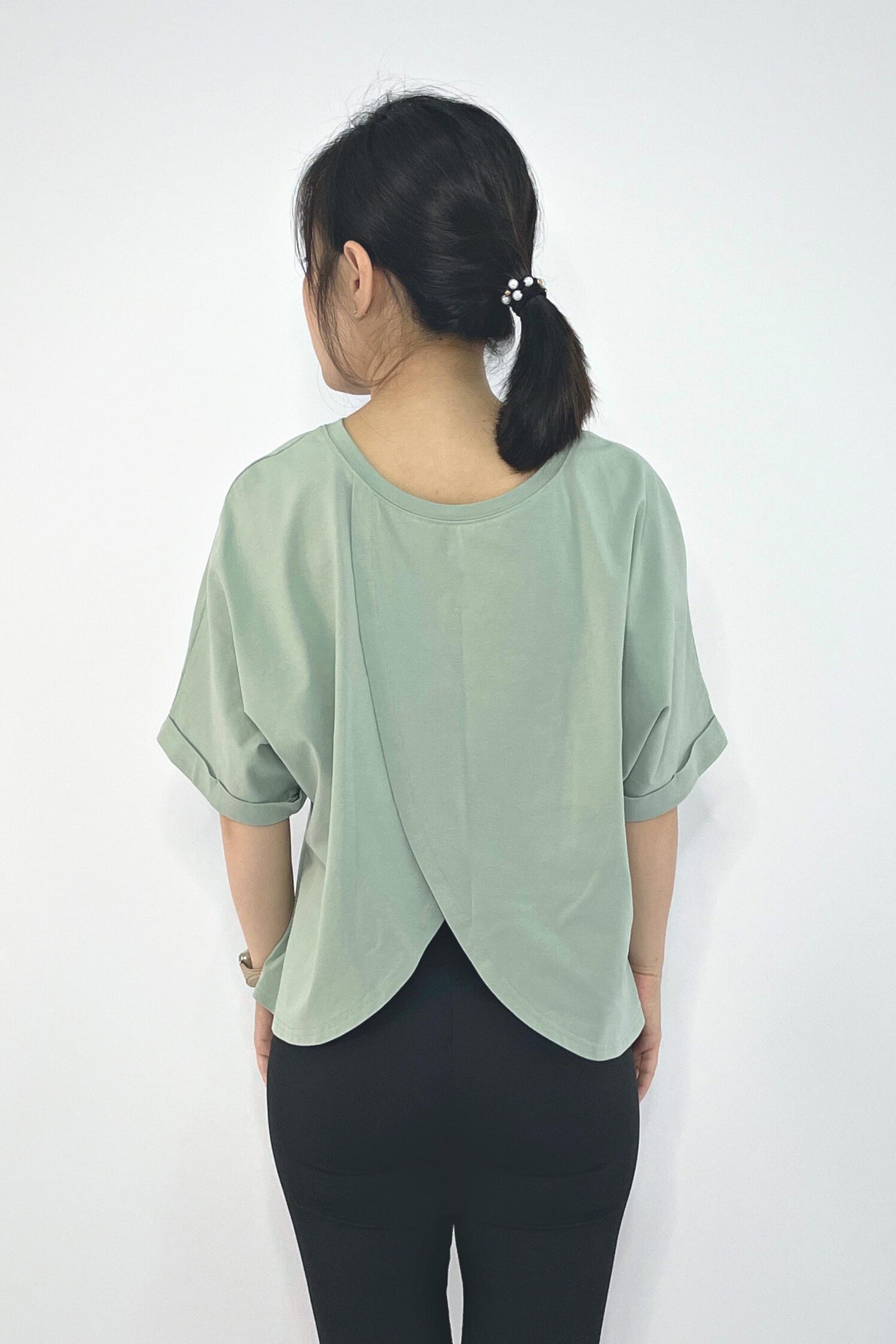 A Mighty Top In Sea Green