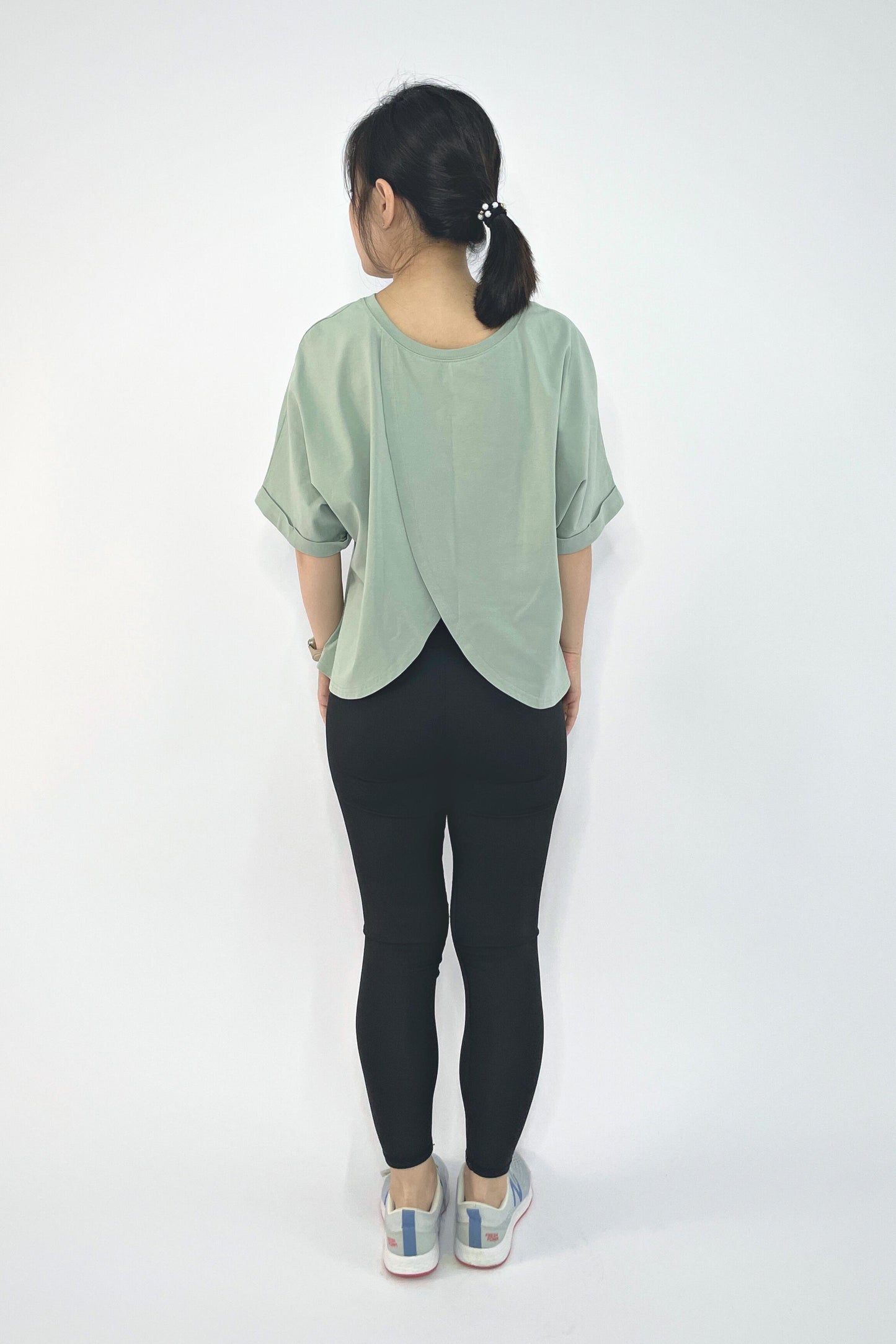 A Mighty Top In Sea Green